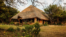 KISOLANZA  FARM   GPS: 8°8'44